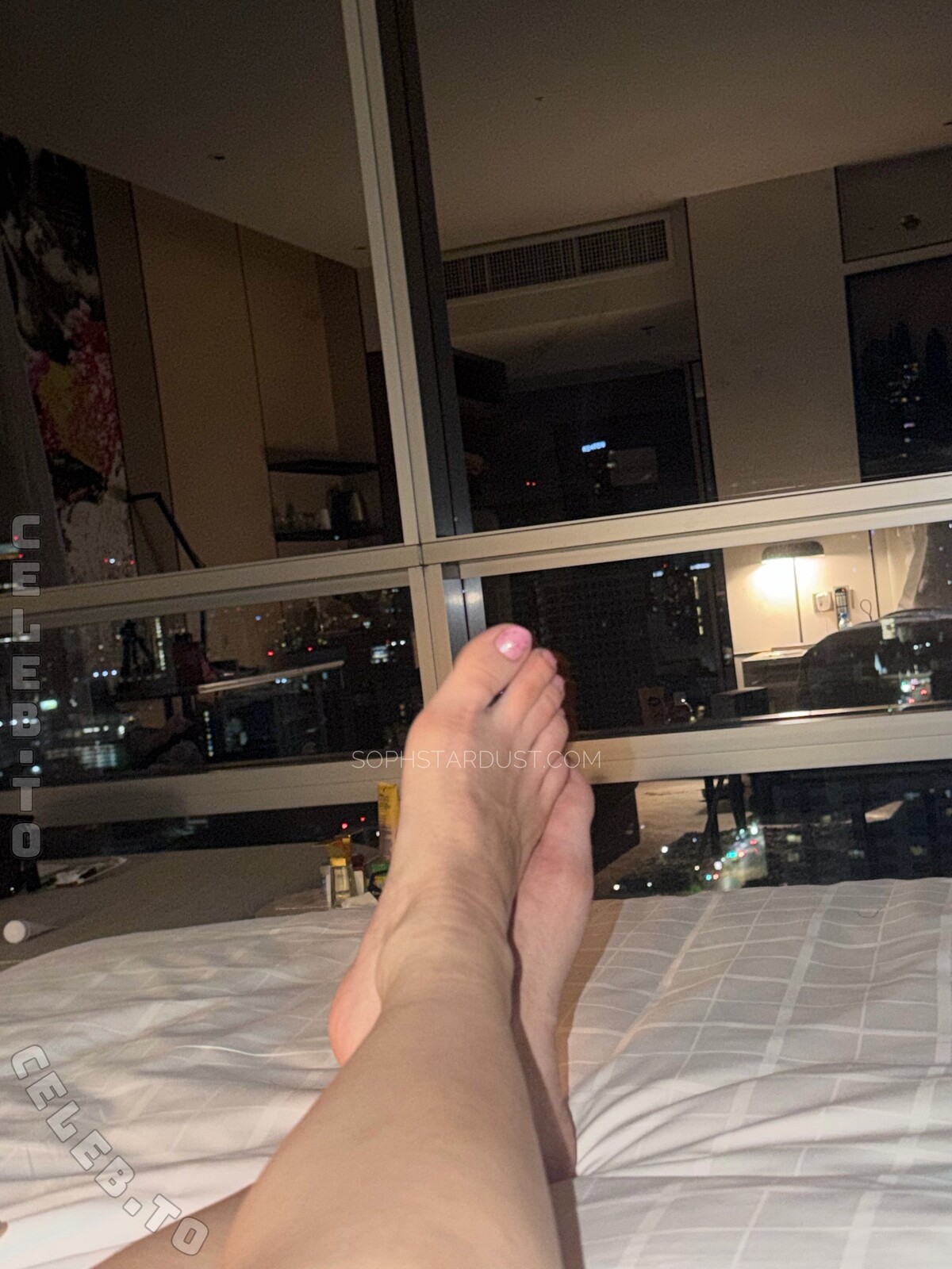 Soph Stardust nude photo 3