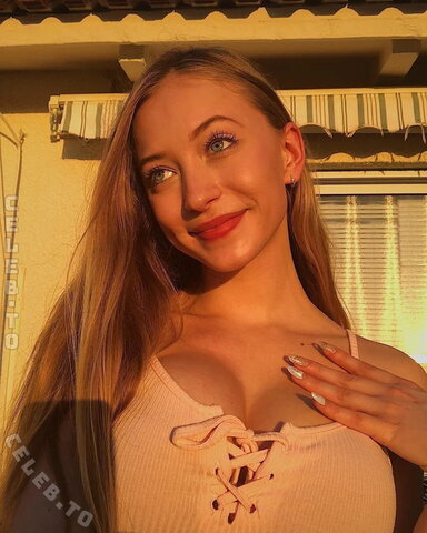 Sophia Diamond nude photo 15