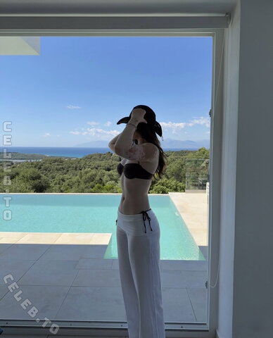 Sophia Elena photo 3