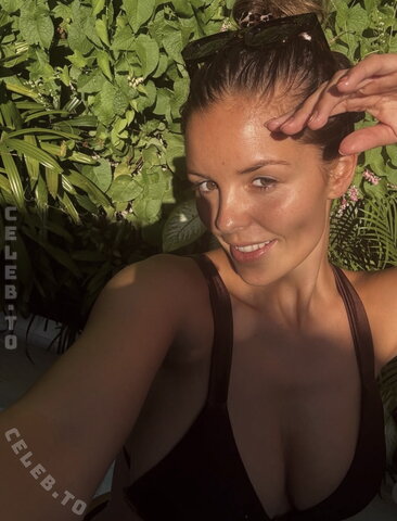Sophia Elsinghorst nude photo 4