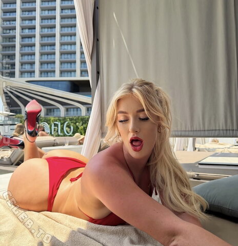 Sophia Isabella nude photo 1
