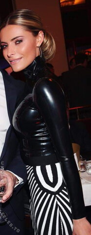 Sophia Thomalla nude