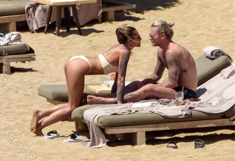 Sophia Thomalla nude photo 56