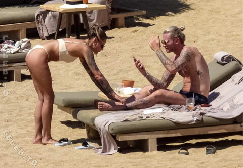 Sophia Thomalla nude photo 55