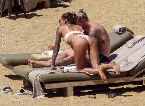 Sophia Thomalla nude photo 48