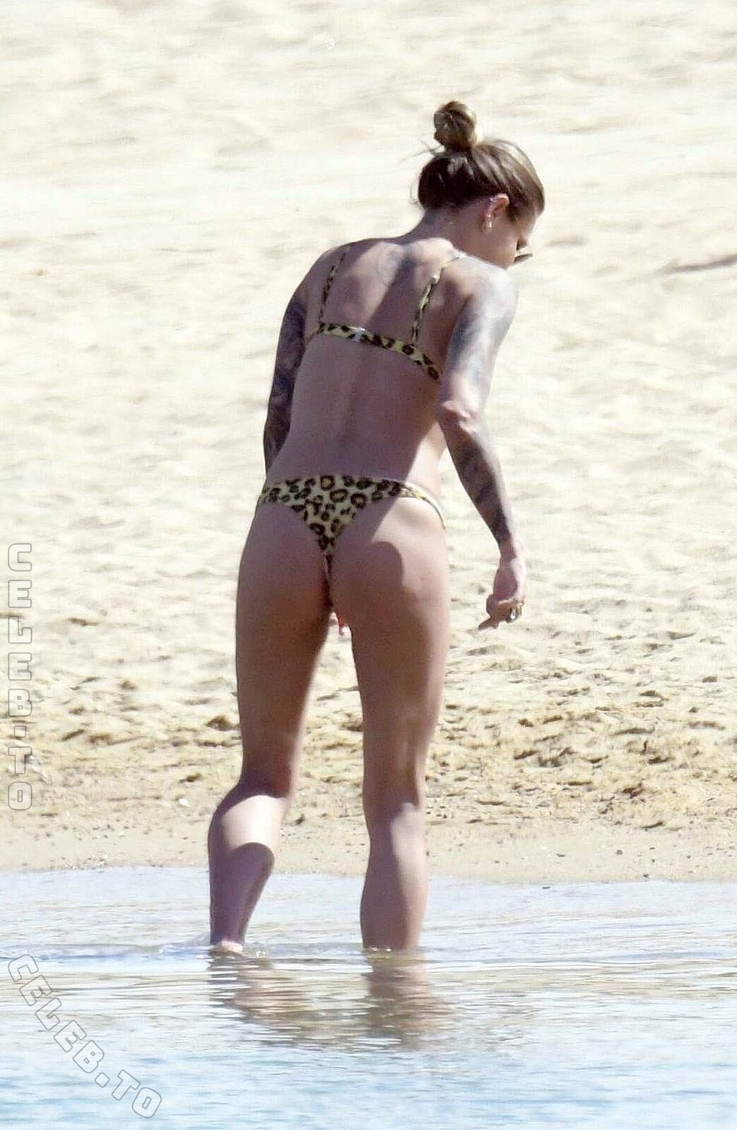 Sophia Thomalla nude photo 4