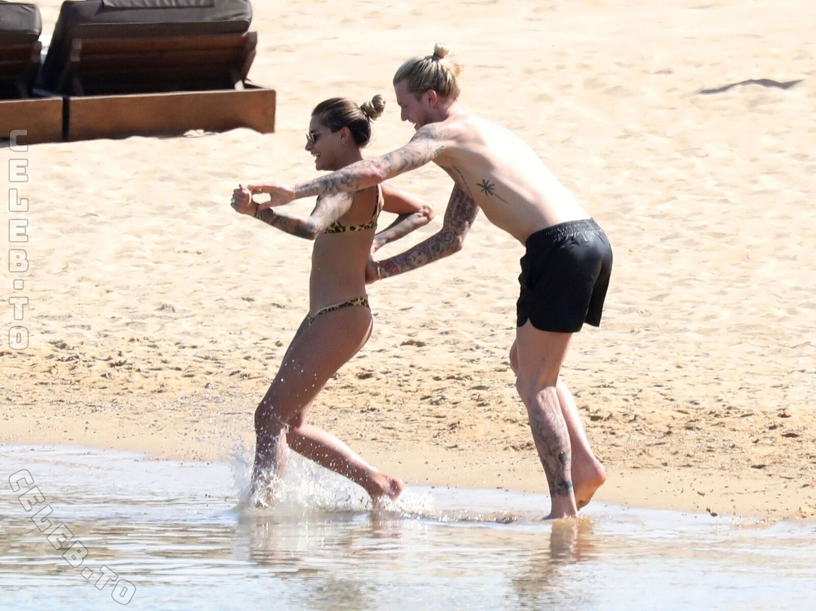 Sophia Thomalla nude photo 11