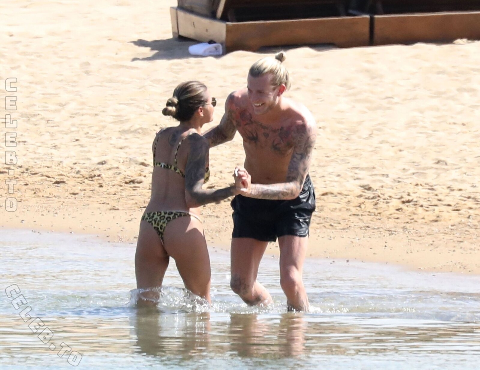 Sophia Thomalla nude photo 17