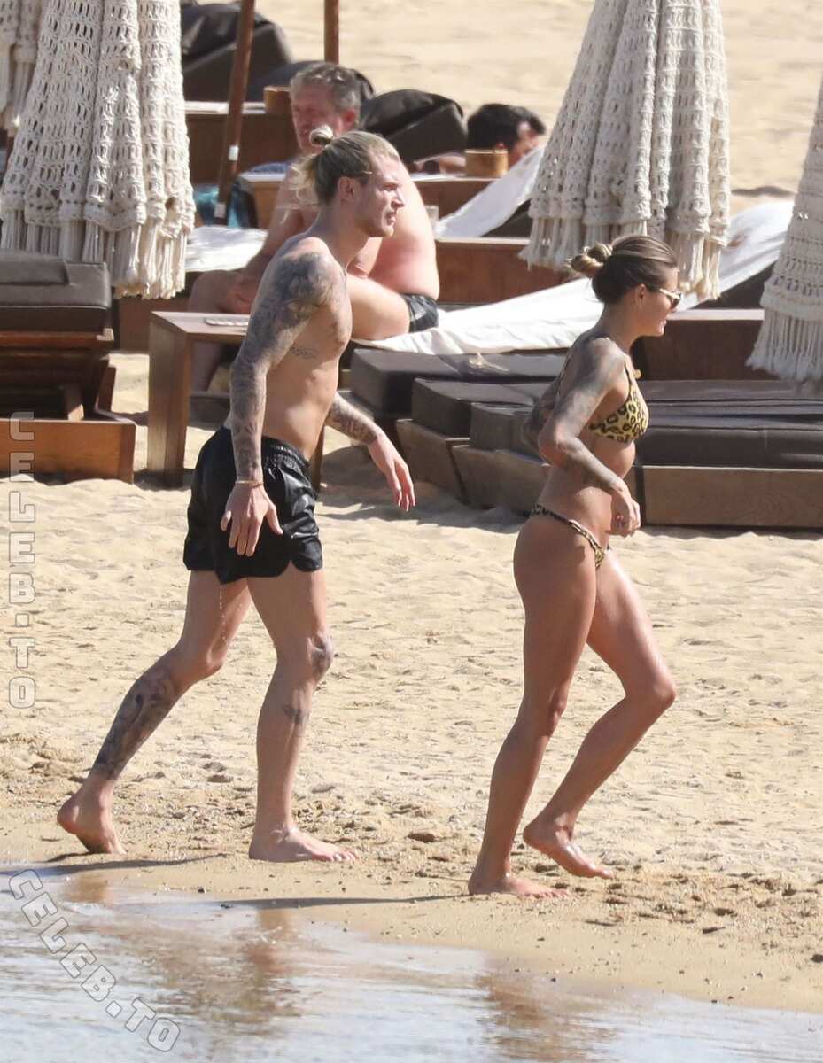 Sophia Thomalla nude photo 22