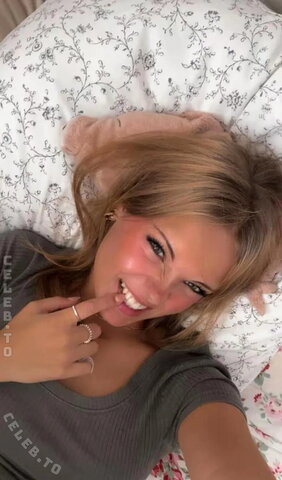 SophiaWestend Sexy (2 photos)