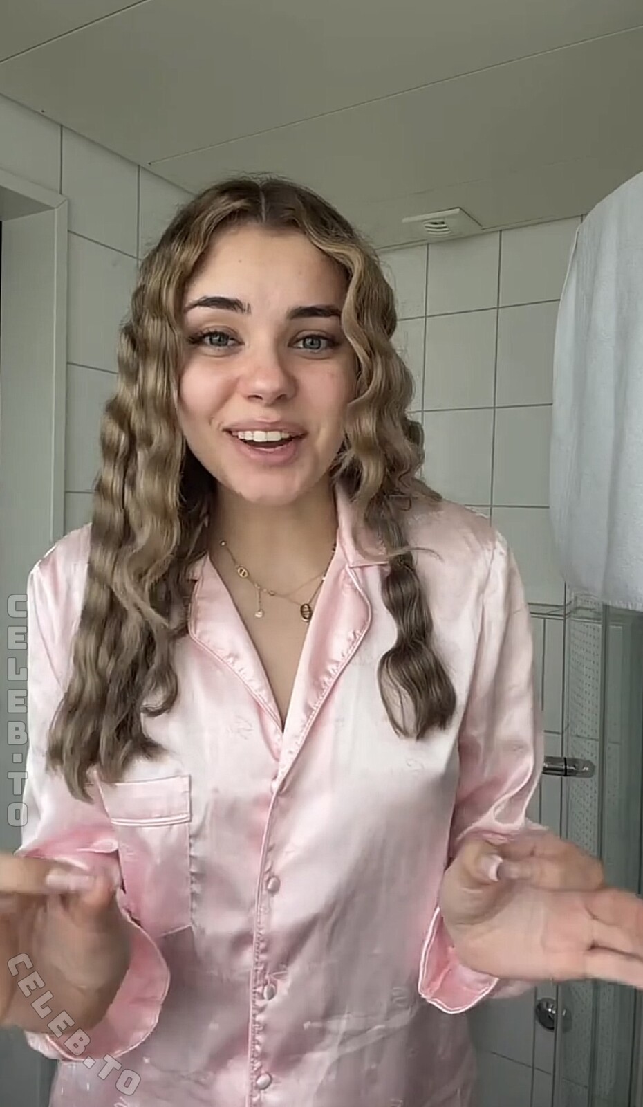 Sophia_xs nude photo 2