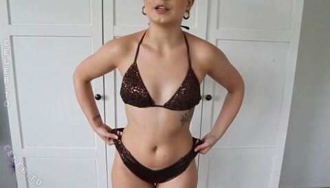 Sophie Breuer nude photo 48