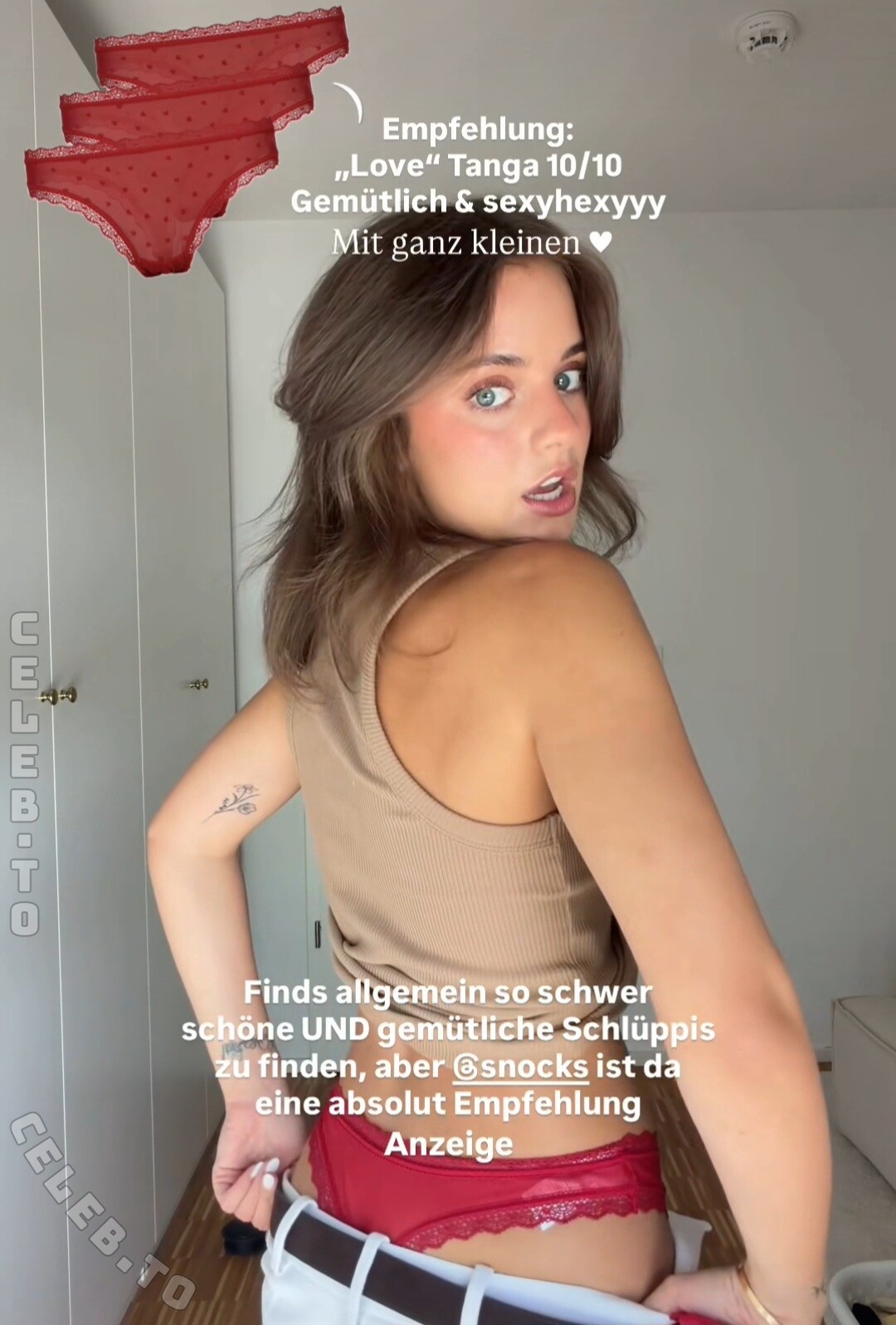Sophie Breuer nude photo 5