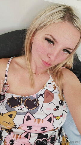 sophie forster nude photo 2