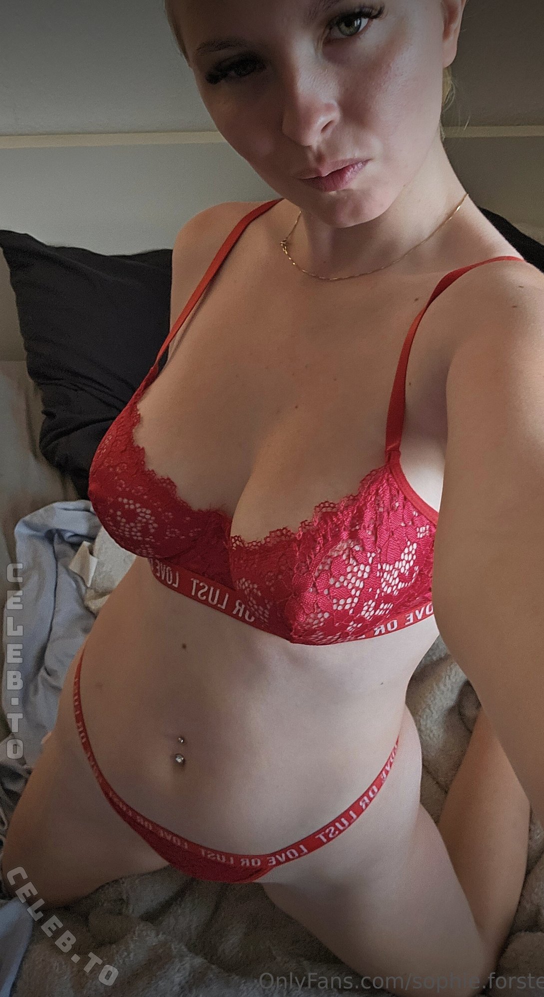 sophie forster nude photo 2