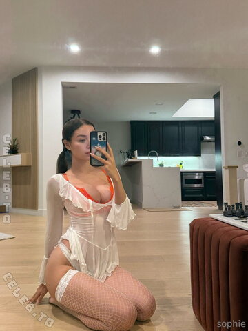 Sophie Mudd nude photo 101
