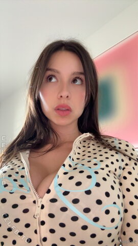 Sophie Mudd photo 4