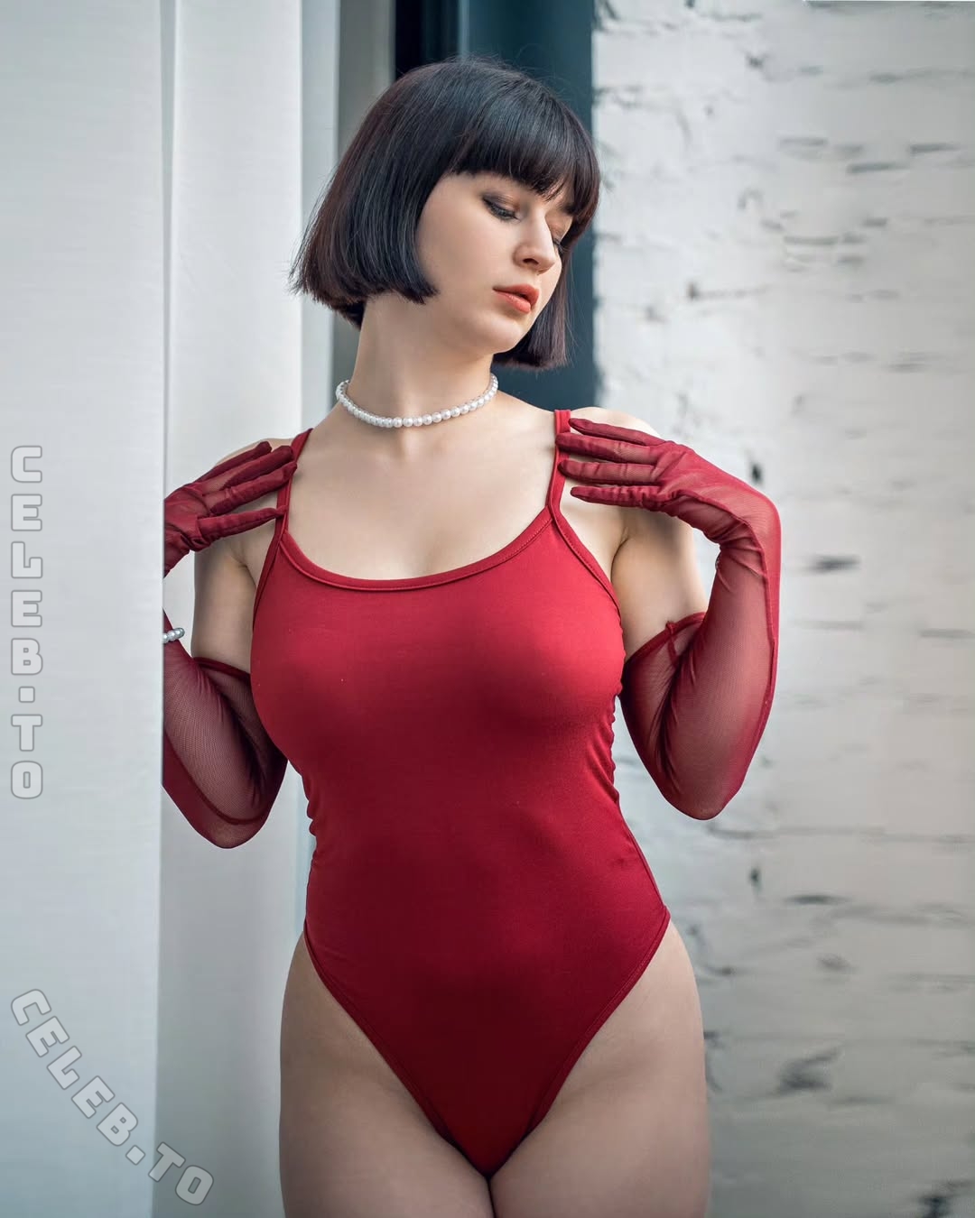 Sophie Nöther nude photo 2