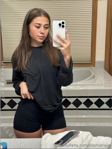Sophie Rain Fresh (3 photos)