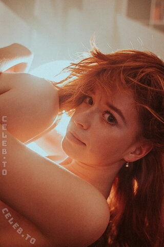 Sophie Srm nude photo 12