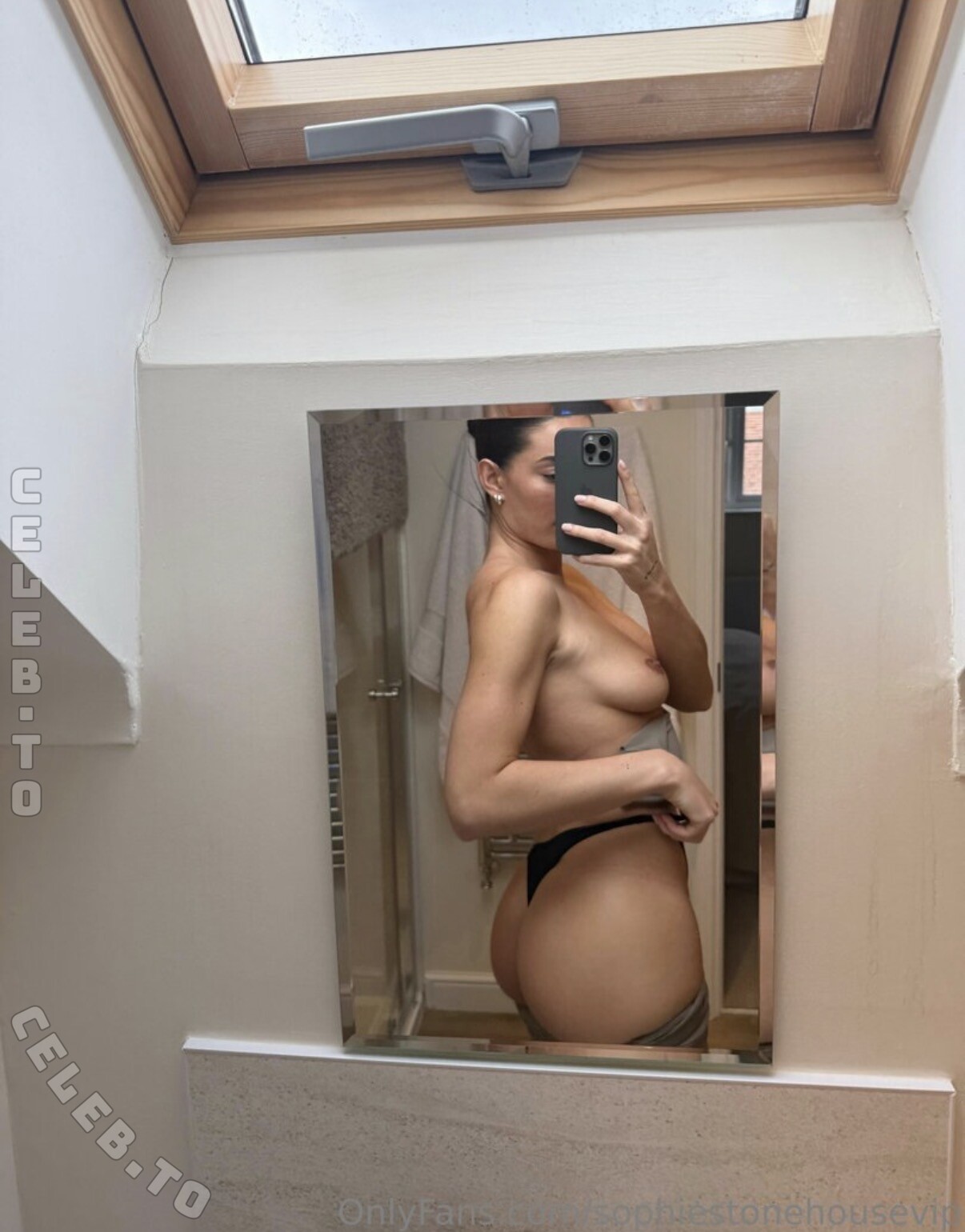 Sophie Stonehouse nude photo 4