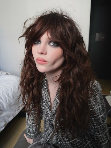 Sophie Thatcher New (1 photo)