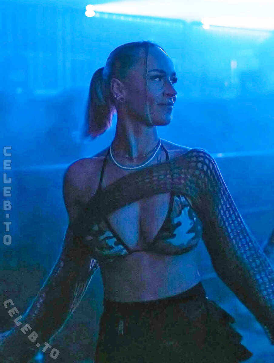 Sophie.a.s nude photo 1