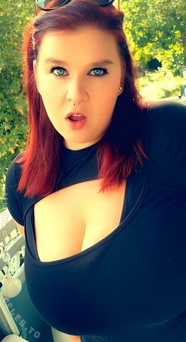 SophieSchmande nude photo 66