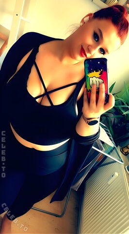 SophieSchmande Hot (1 photo)