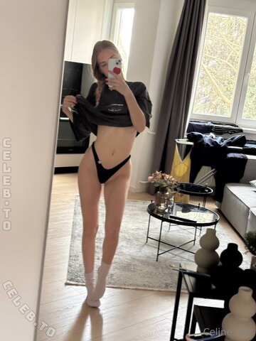 Sophiesouth nude photo 33