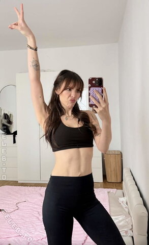 Sophodoph nude photo 24