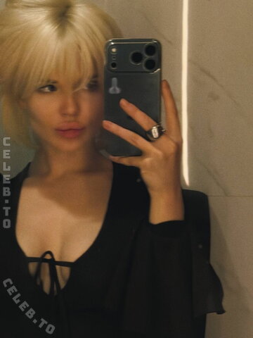 Sorabi nude photo 19