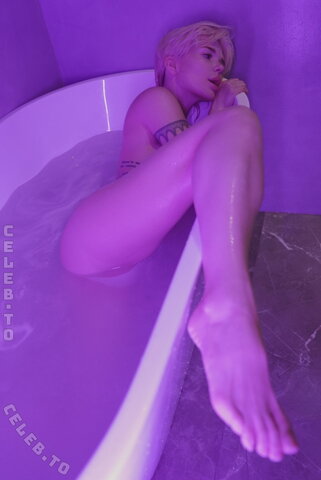 Sorabi nude photo 16