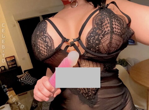 Soraya Riffy nude photo 4