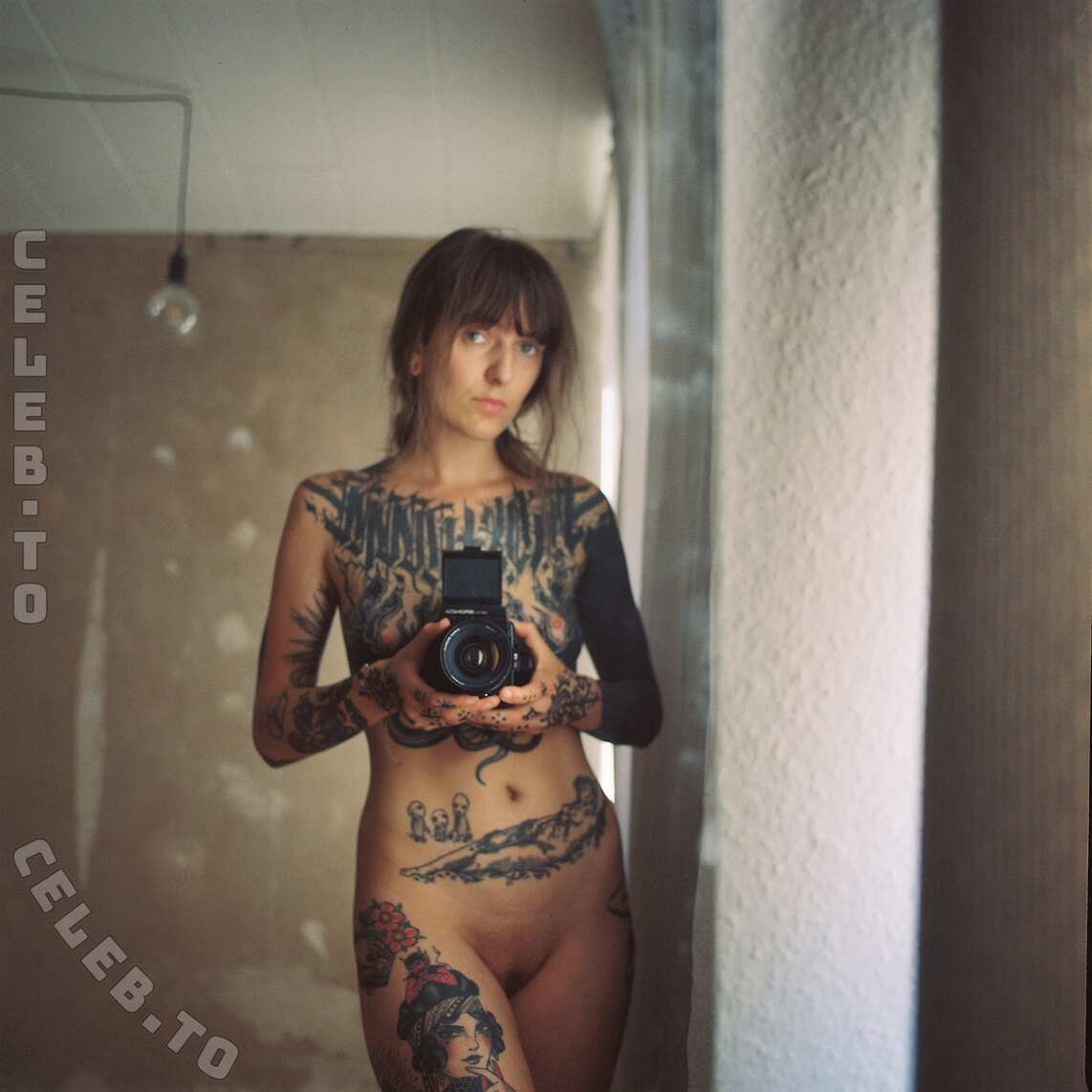 sovias.diary nude photo 7