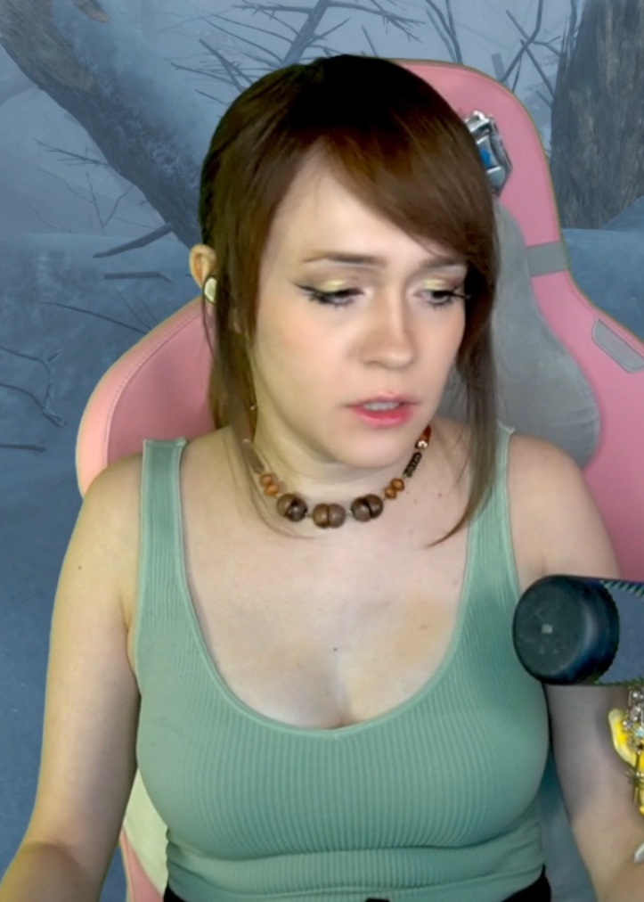 Sovitia nude photo 2