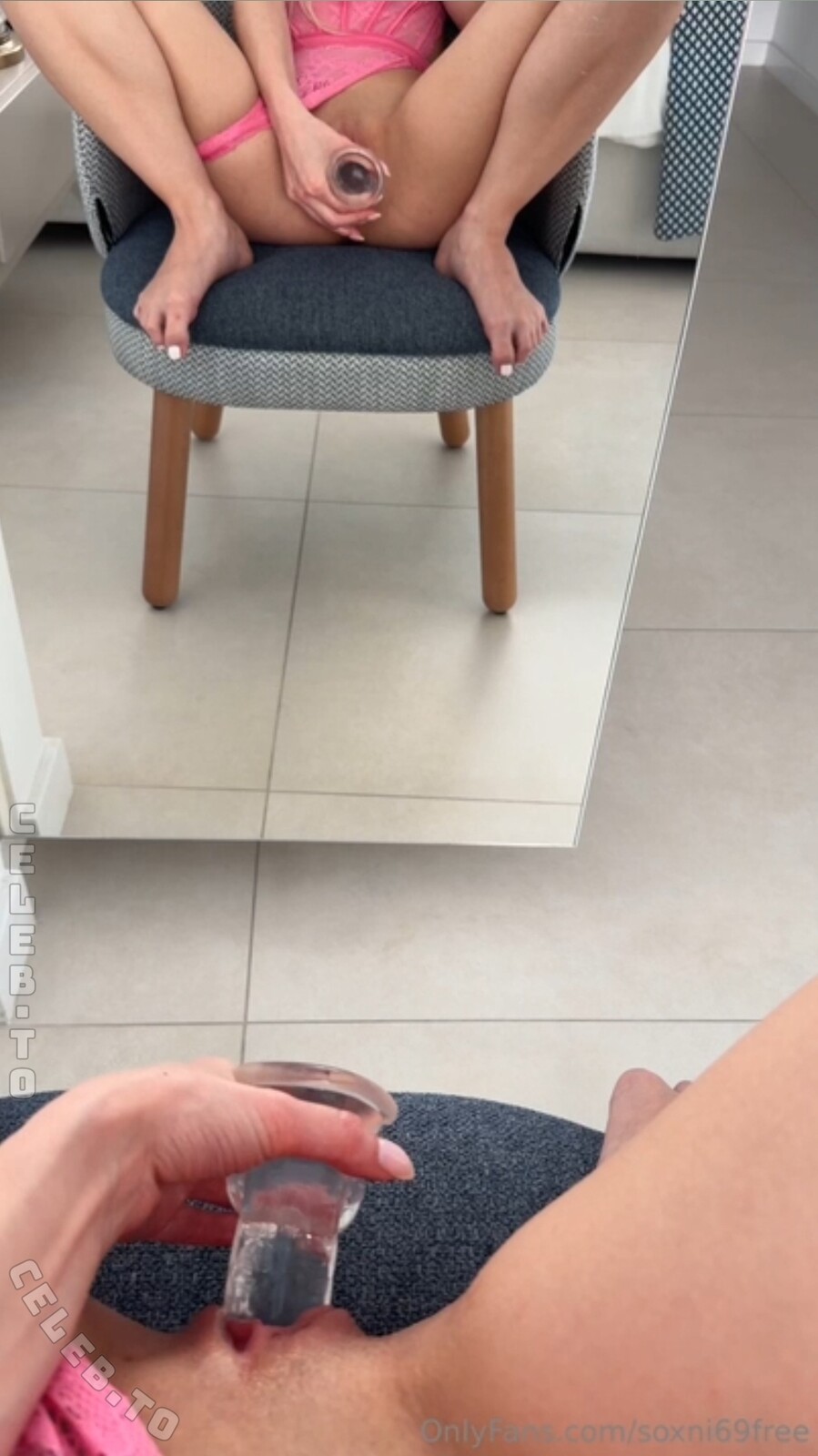 Soxni69 nude photo 11