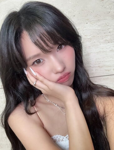 Soyeon photo 2