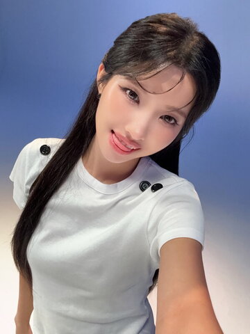 Soyeon nude photo 83