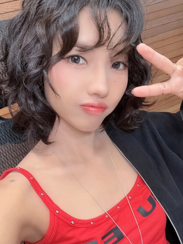 Soyeon nude photo 3