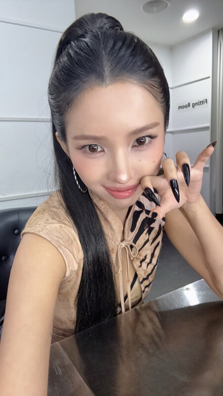 Soyeon nude photo 13