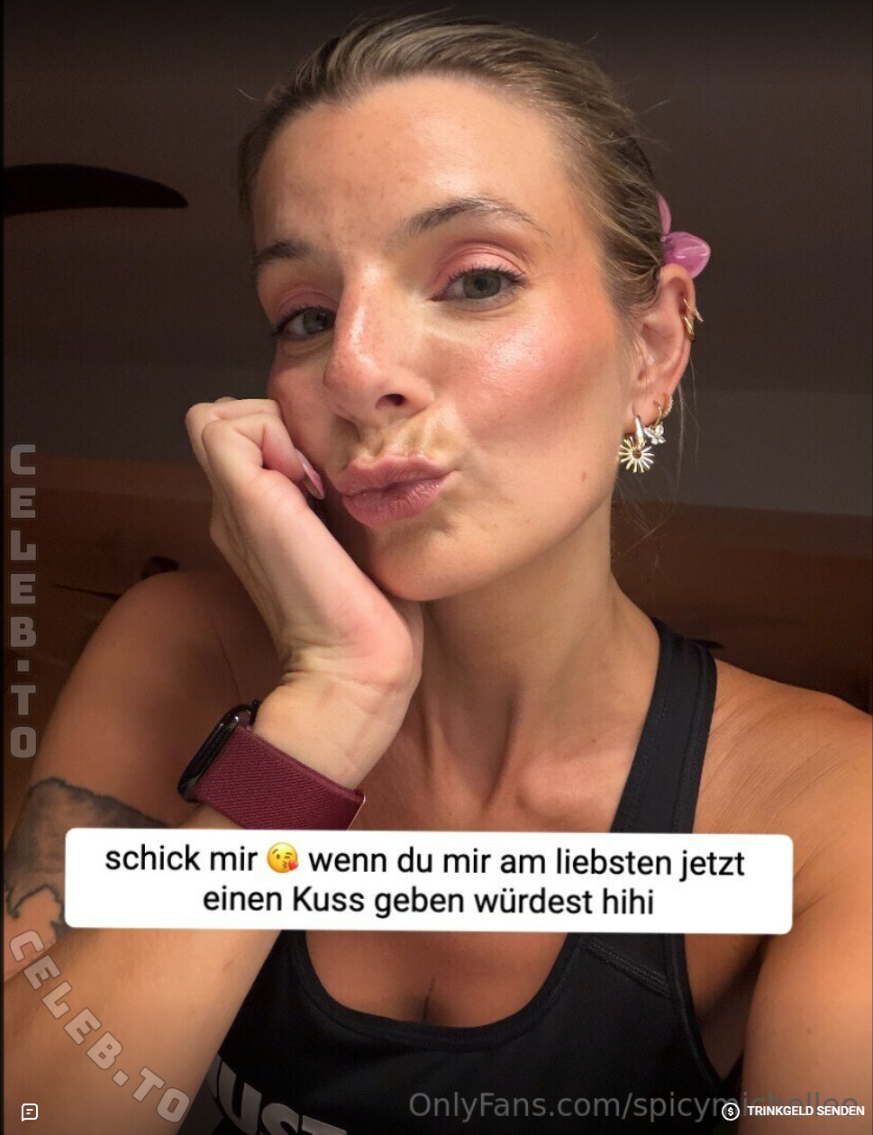 spicymichellex nude photo 1