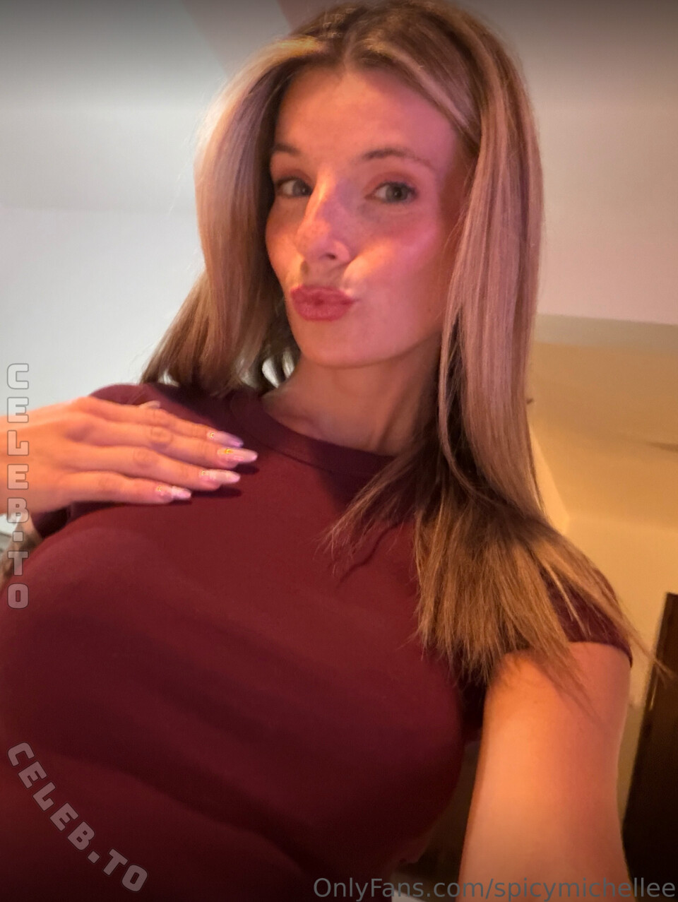 spicymichellex nude photo 1