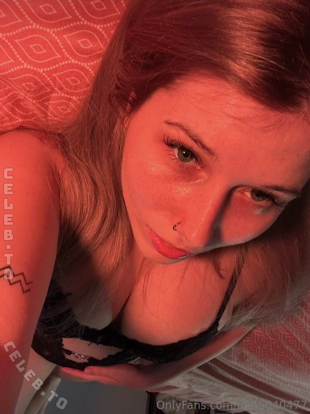 spicystuff.isabelle nude photo 10