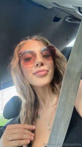 spicyylizzy photo 3