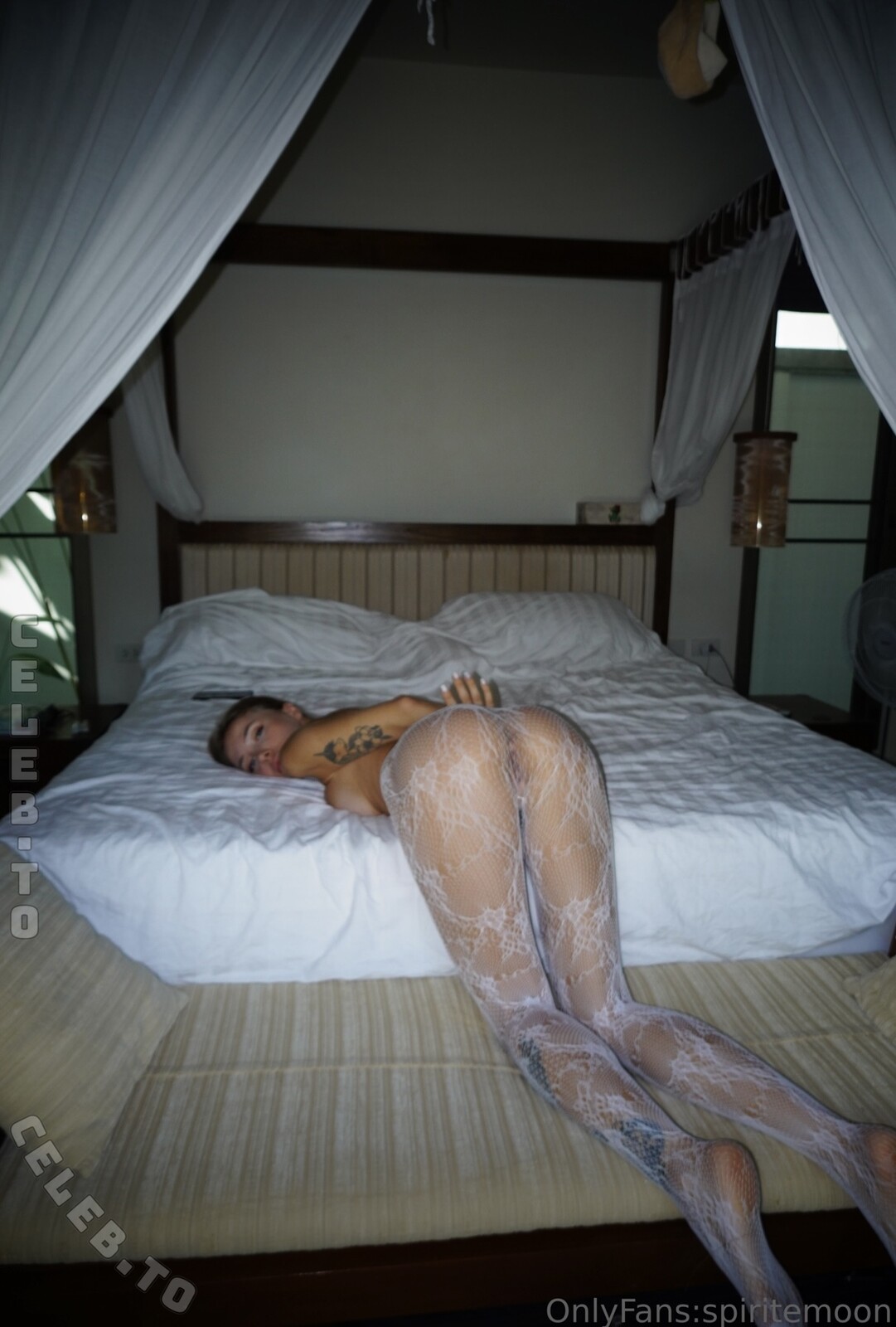 Spirite Moon nude photo 2