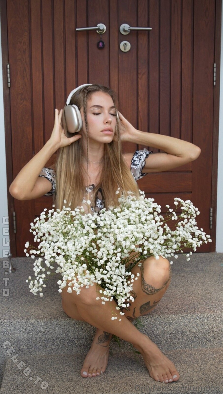 Spirite Moon nude photo 2