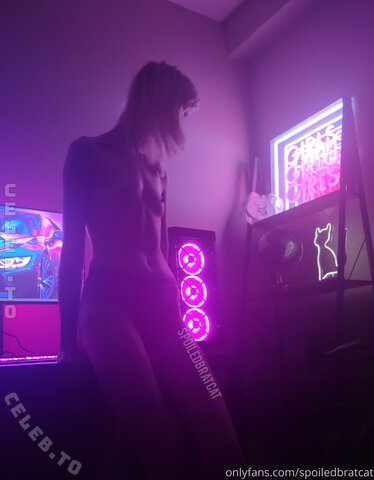 spoiledbratcat nude photo 35