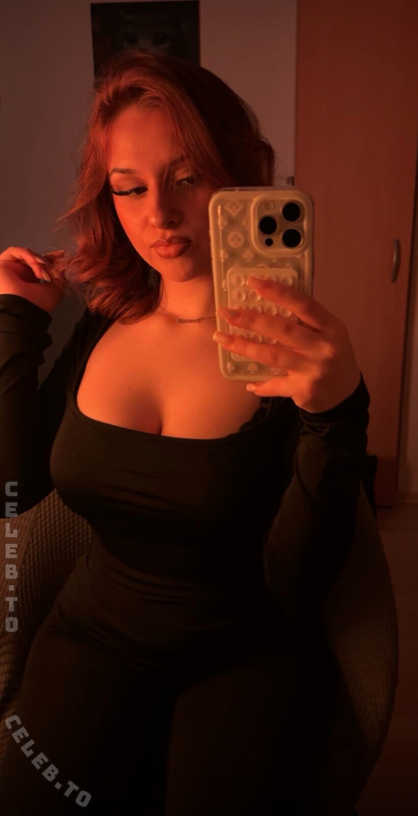 SpontiAli nude photo 1