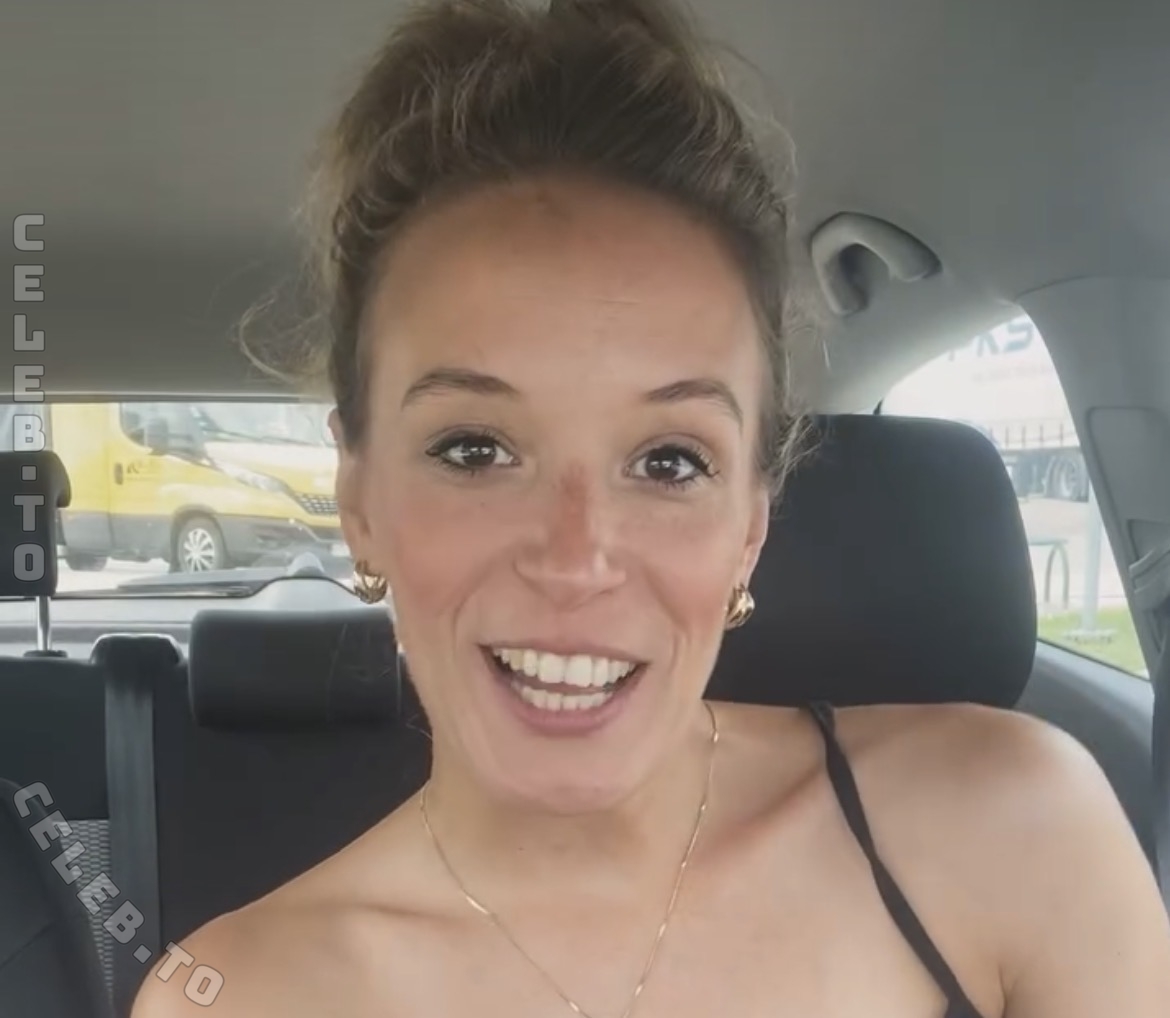 Sportysailgirl nude photo 1